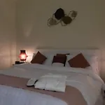 No.8-9 Relax & Enjoy Time W/Manazil Alyasmin 2Br/1Or2Ba