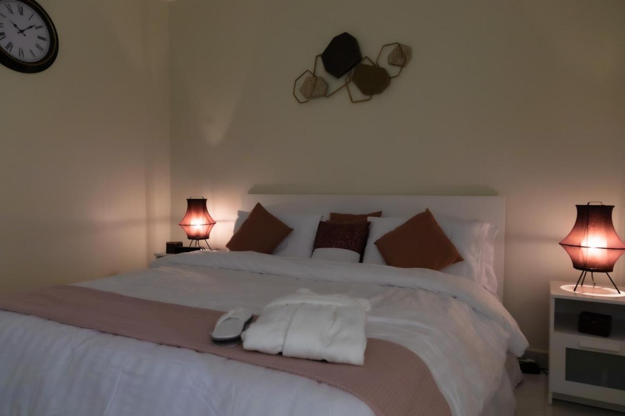 No.8-9 Relax & Enjoy Time W/manazil Alyasmin 2br/1or2ba