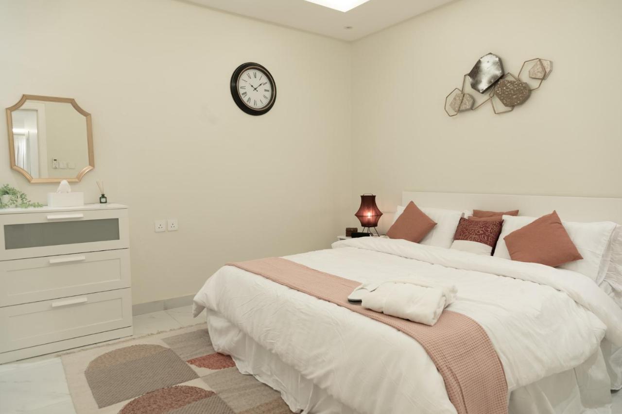 No.8-9 Relax & Enjoy Time W/manazil Alyasmin 2br/1or2ba Riyadh